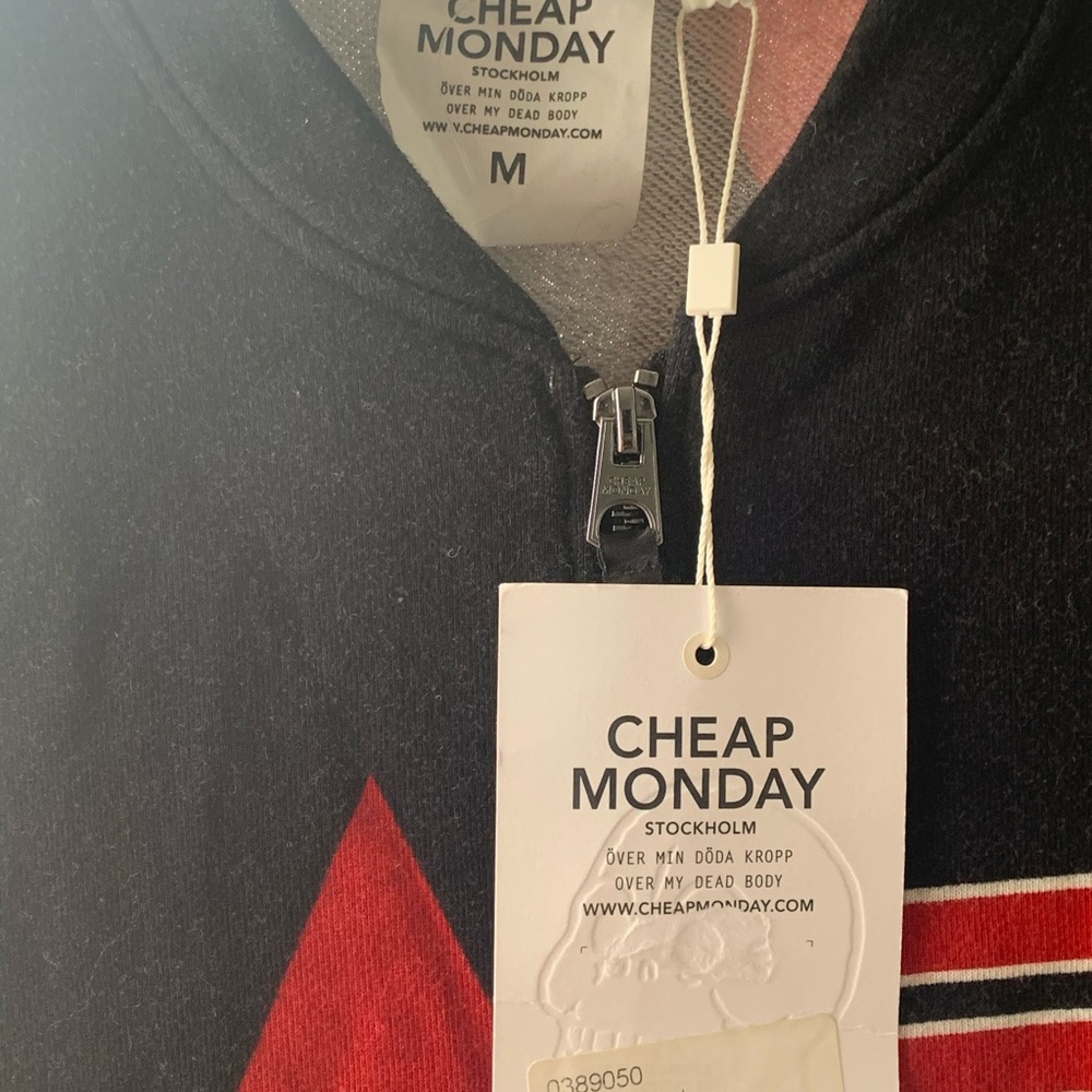 Cheap Monday sweater - Picture 2 of 14